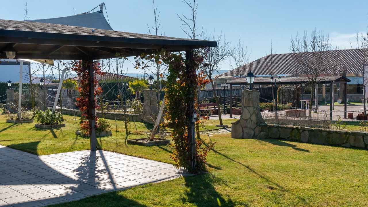 Photo of Outdoor in Mozarbez