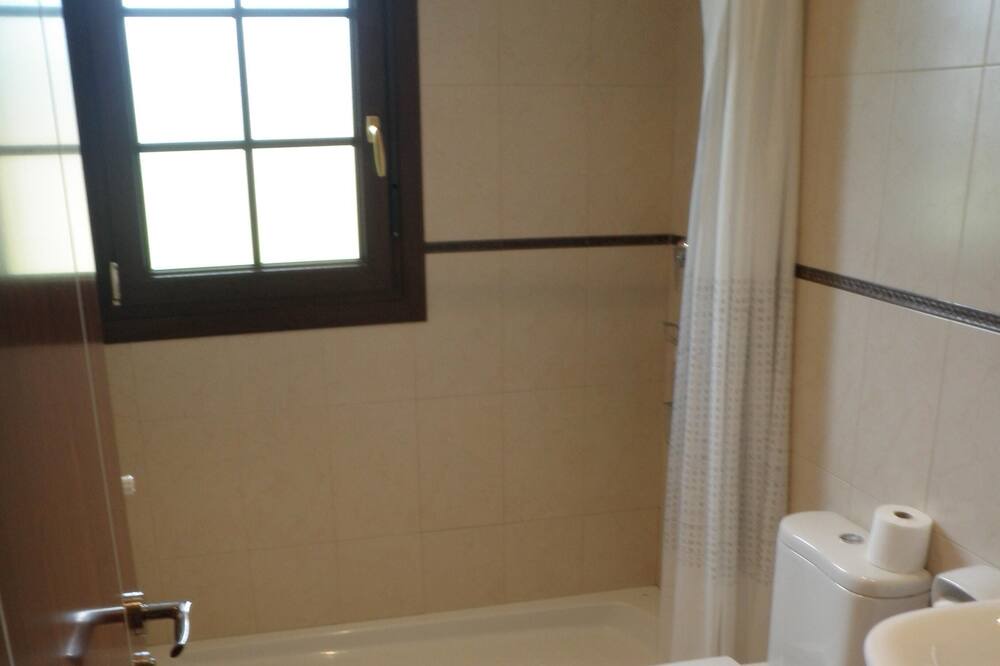 Photo of Bathroom in El Cueto