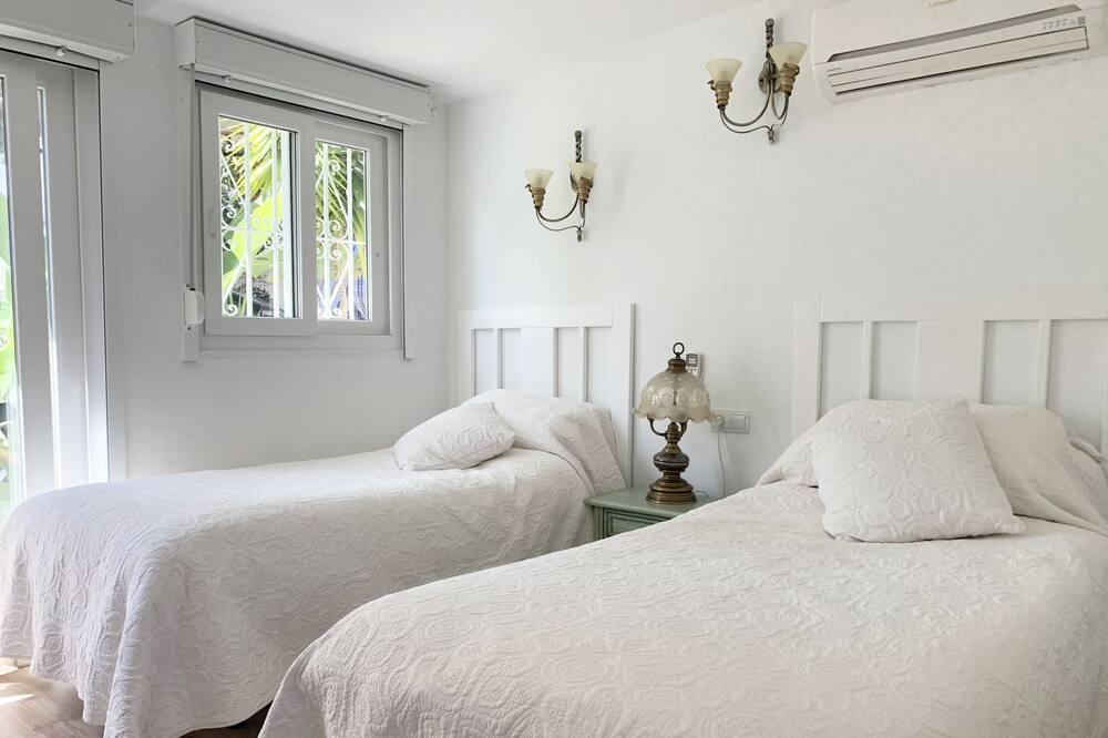 Photo of Bedroom in El Paraiso