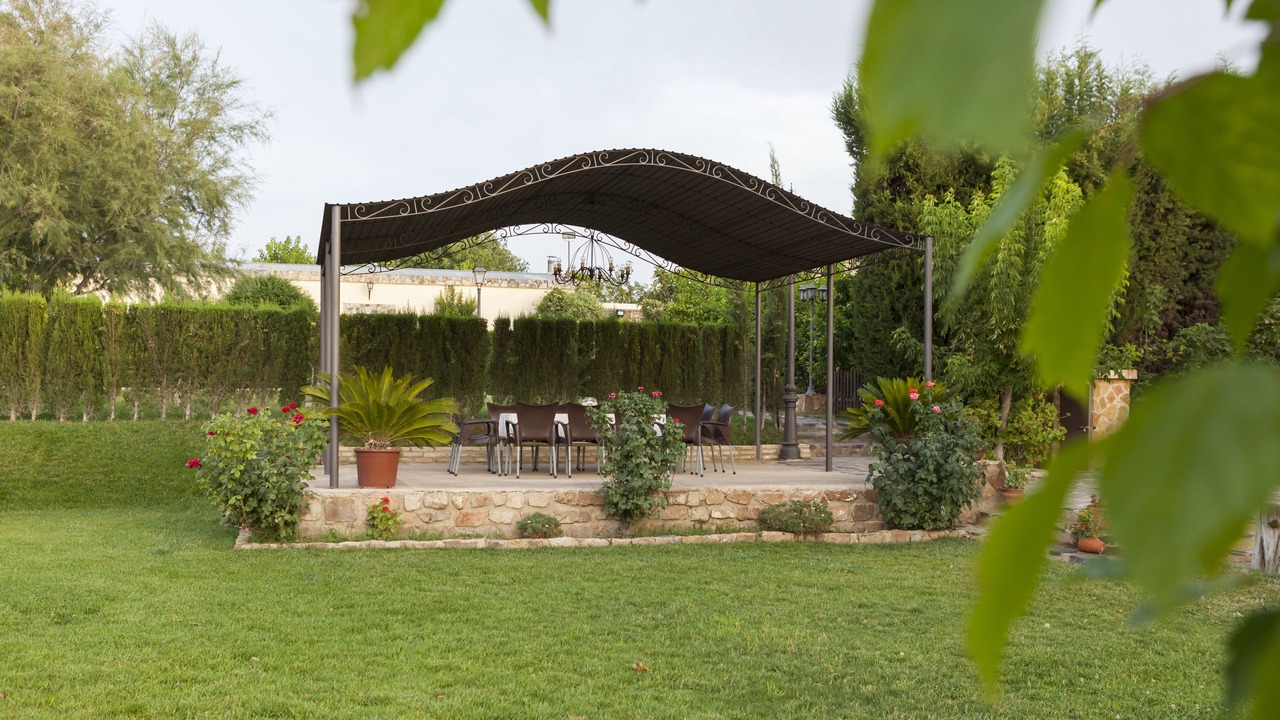 Photo of Outdoor in Guarroman