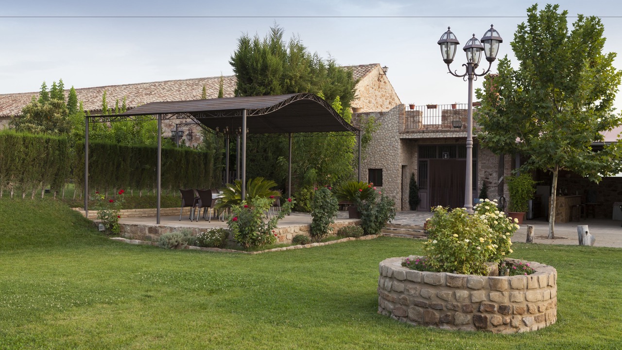 Photo of Outdoor in Guarroman