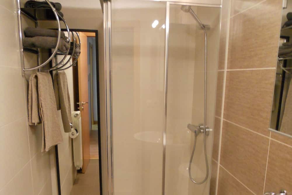 Photo of Bathroom in Lardero