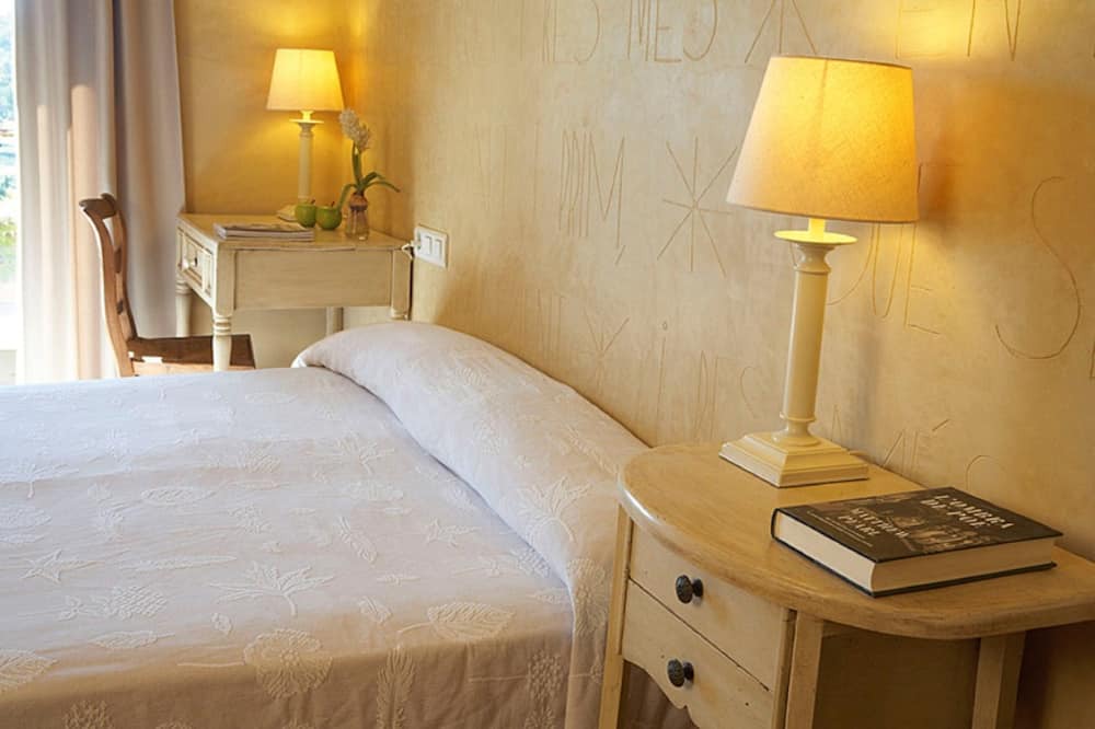 Photo of Bedroom in Madremanya
