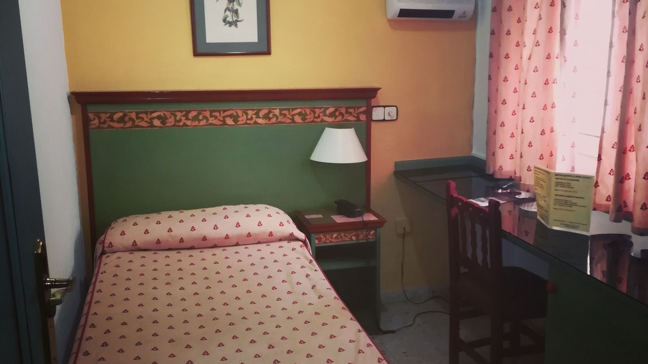 Photo of Bedroom in Andujar