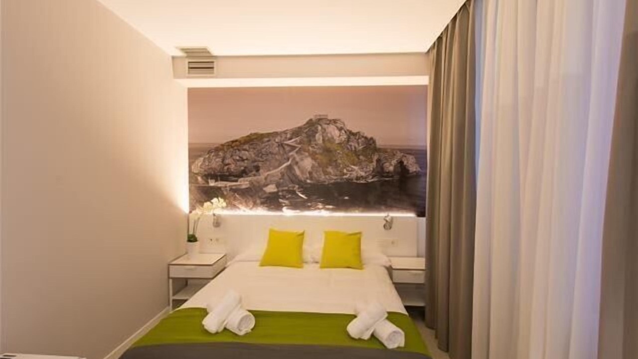 Photo of Bedroom in Abando