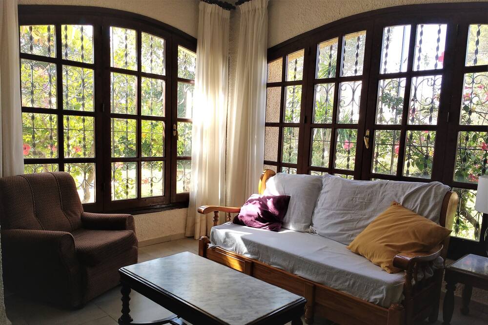 Photo of Livingroom in Les Tres Cales