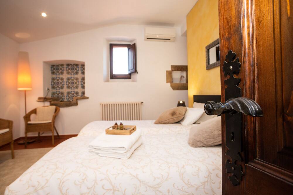 Photo of Bedroom in Pujals dels Pagesos