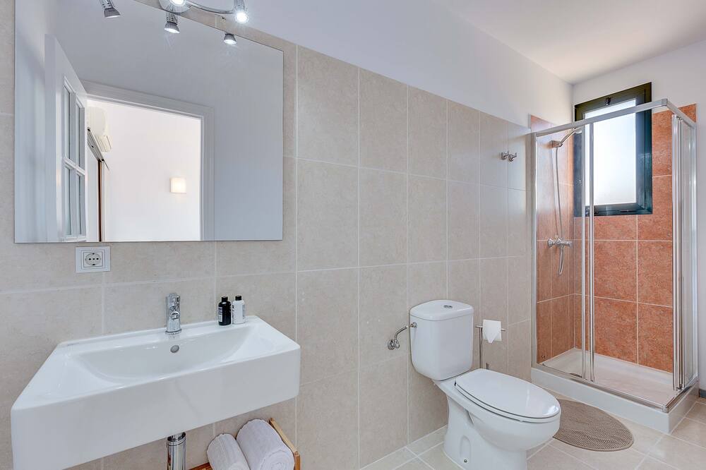 Photo of Bathroom in Calamayor