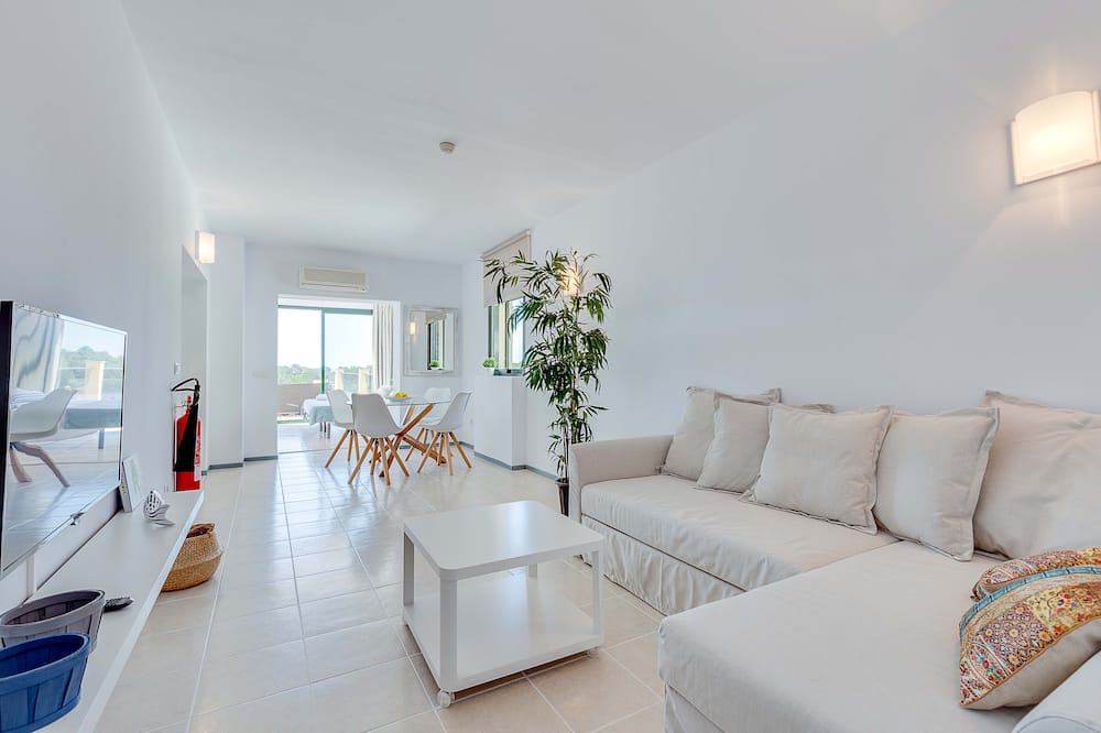 Photo of Livingroom in Calamayor