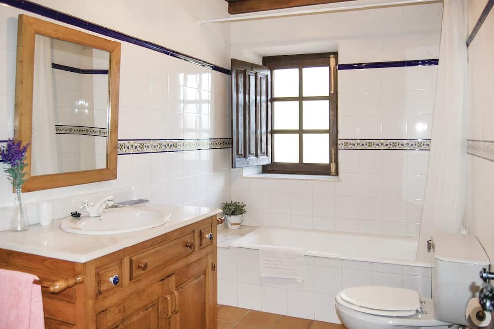 Photo of Bathroom in Bricia