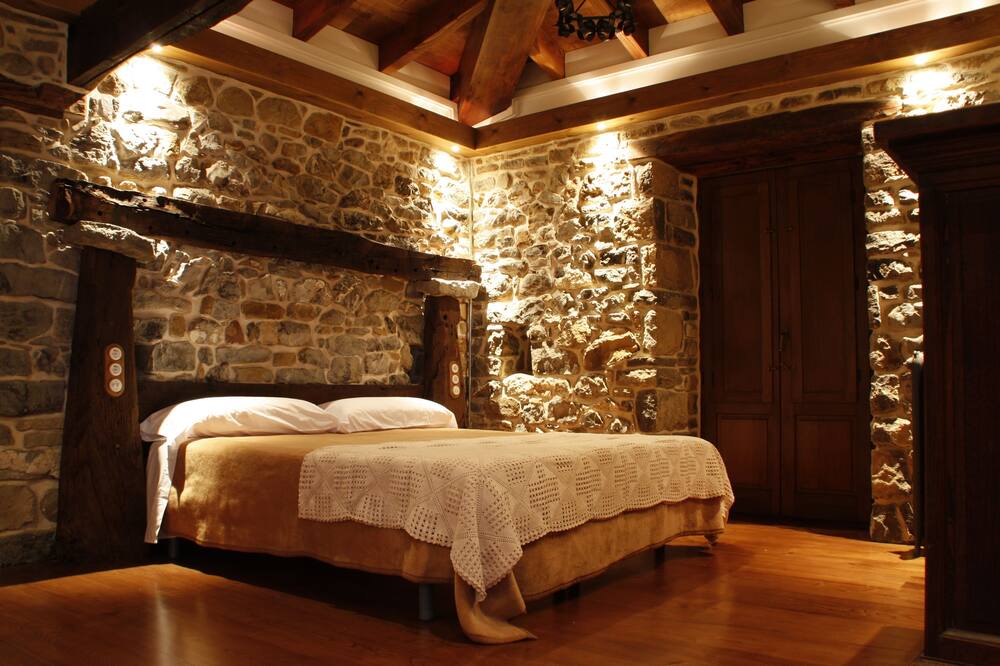 Photo of Bedroom in Corigos
