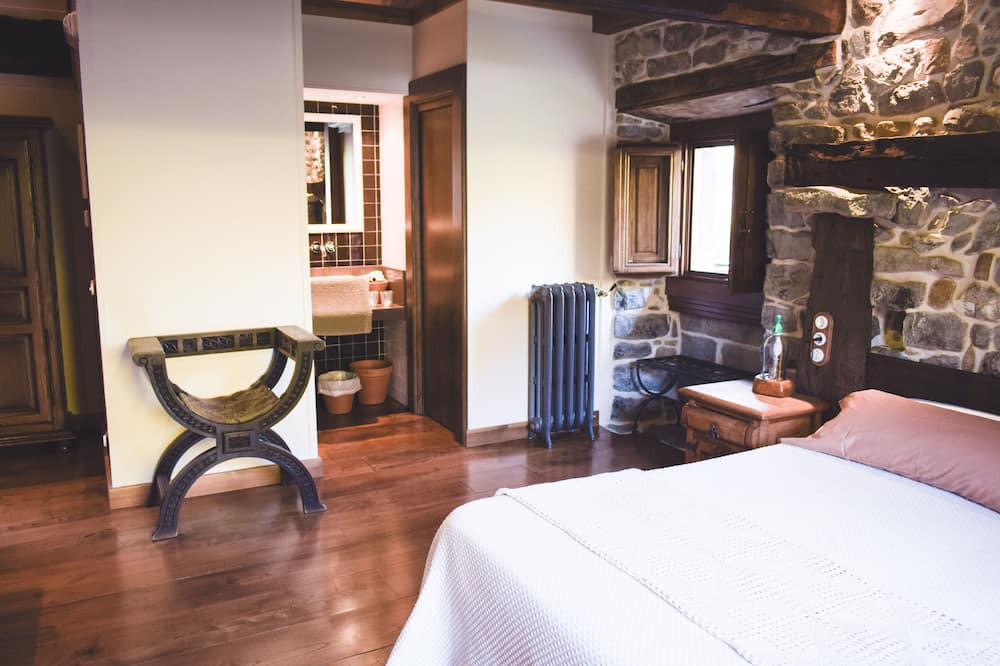 Photo of Bedroom in Corigos