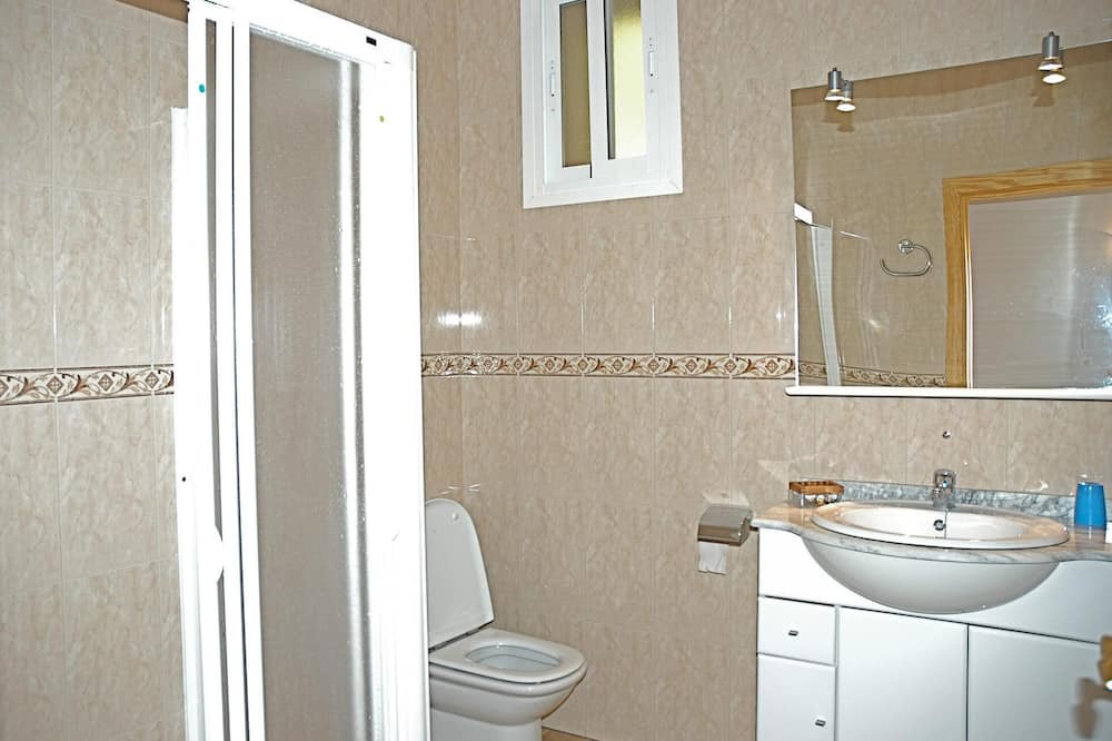 Photo of Bathroom in Biniaraix