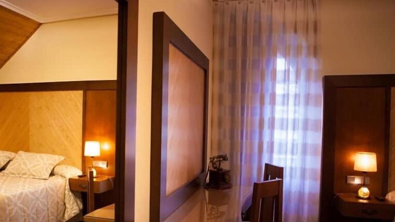 Photo of Bedroom in Limes