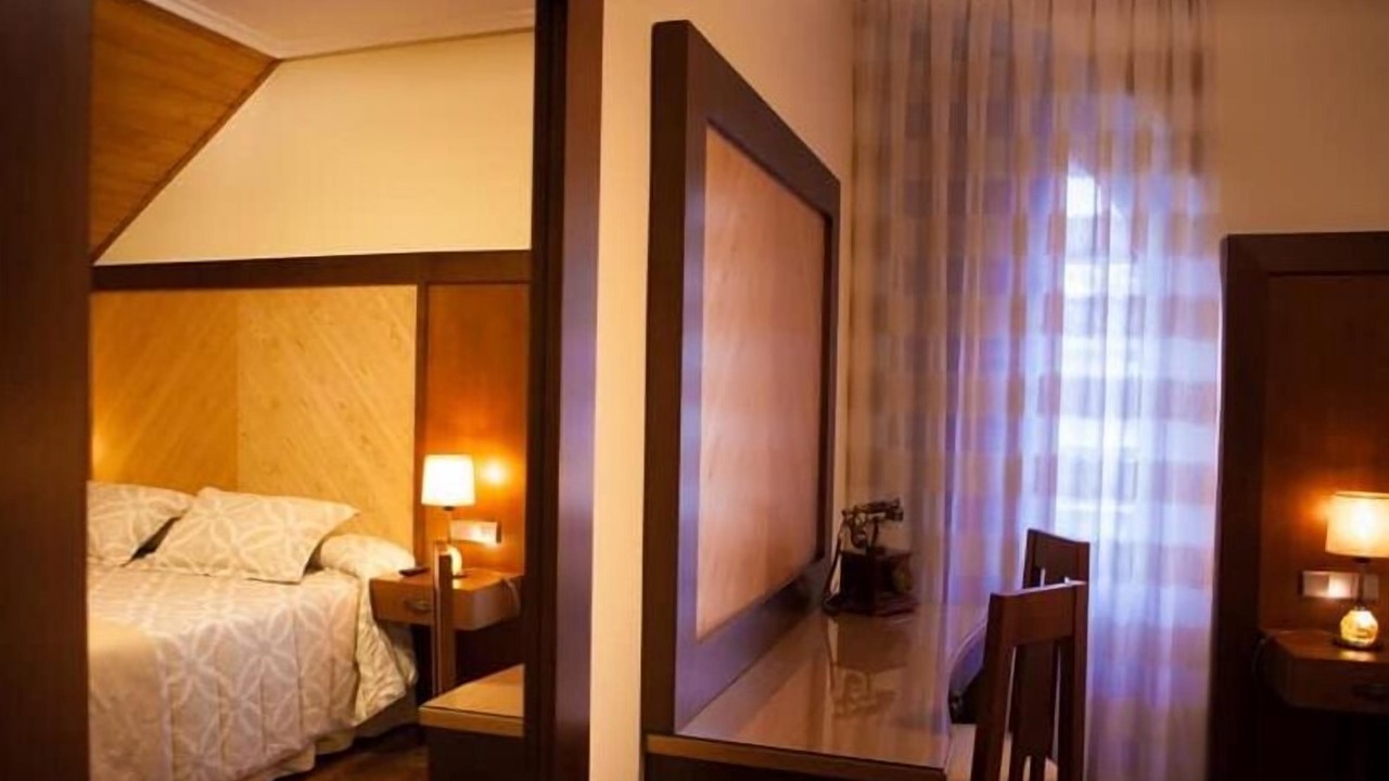 Photo of Bedroom in Limes