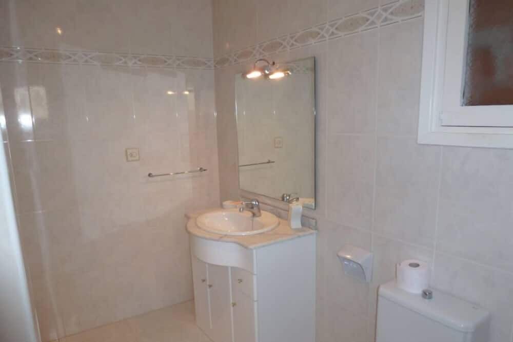 Photo of Bathroom in Cunas