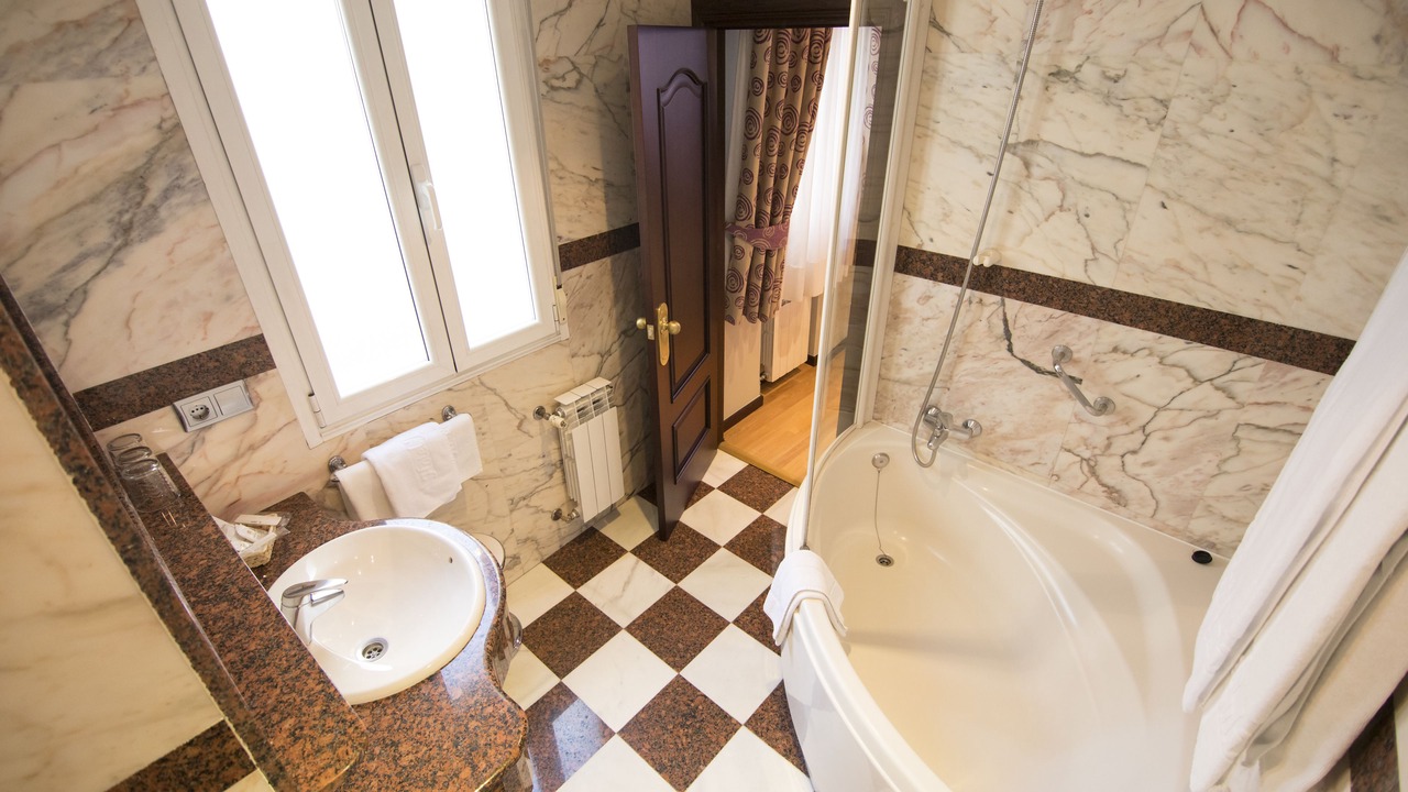 Photo of Bathroom in Aranda de Duero