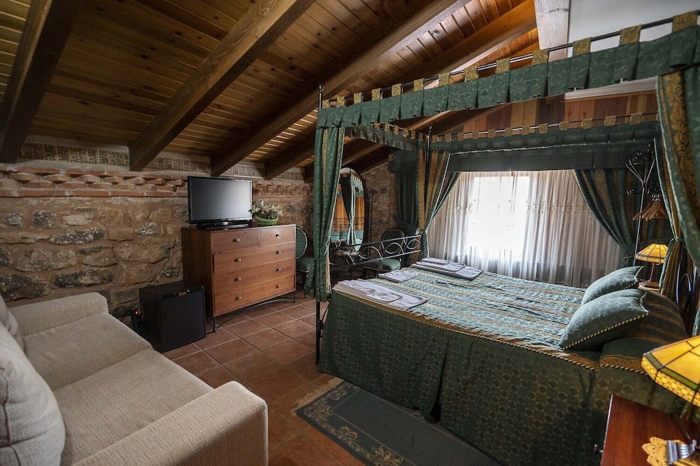 Photo of Bedroom in Molina de Aragon
