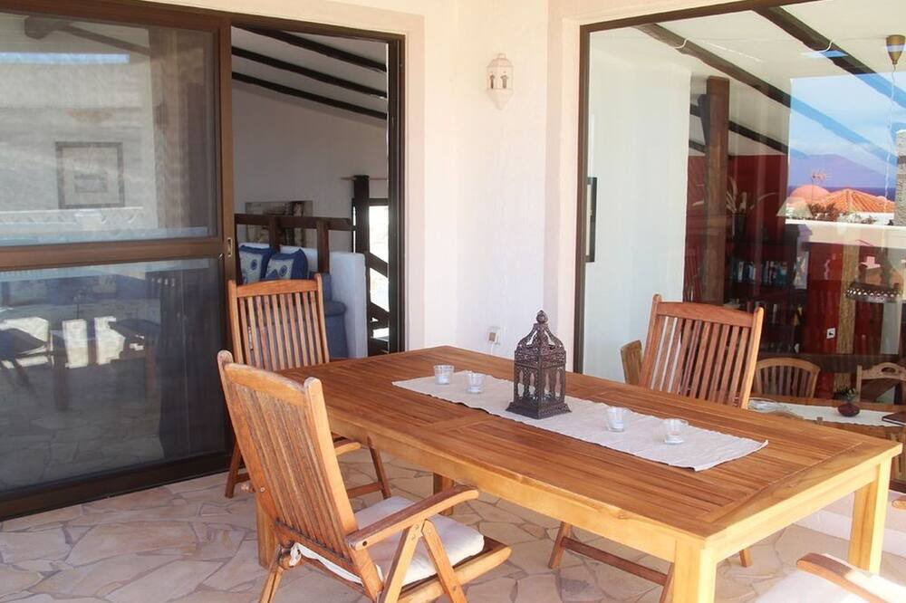Photo of Patio Balcony in La Pared