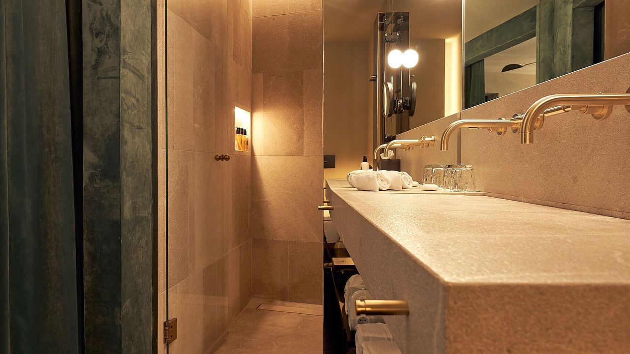 Photo of Bathroom in La Llotja-Born
