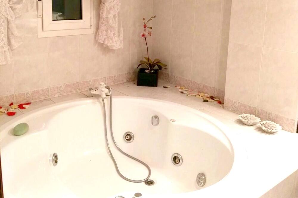 Photo of Bathroom in Almazcara