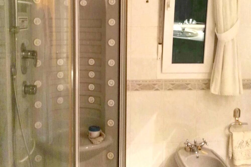 Photo of Bathroom in Almazcara