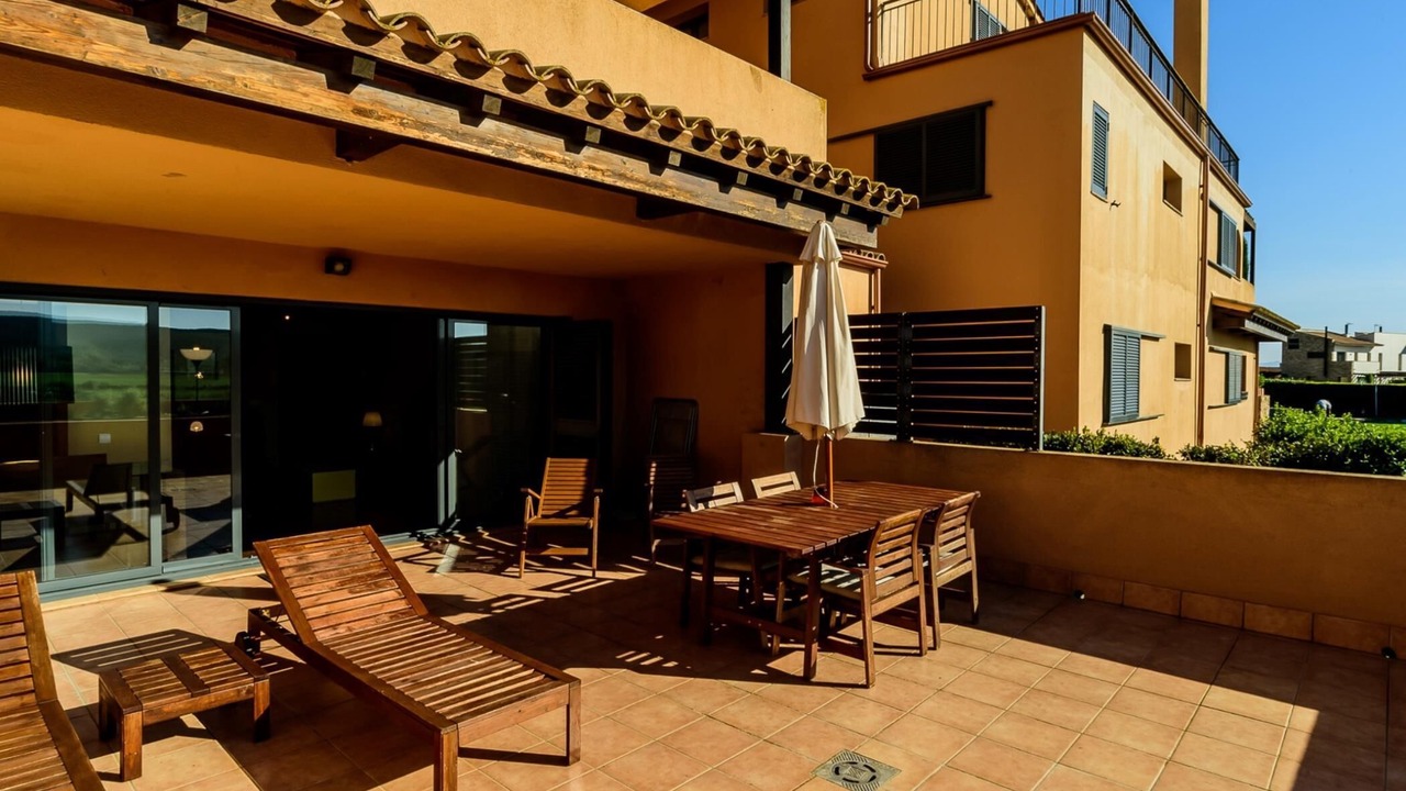 Photo of Patio Balcony in Albons
