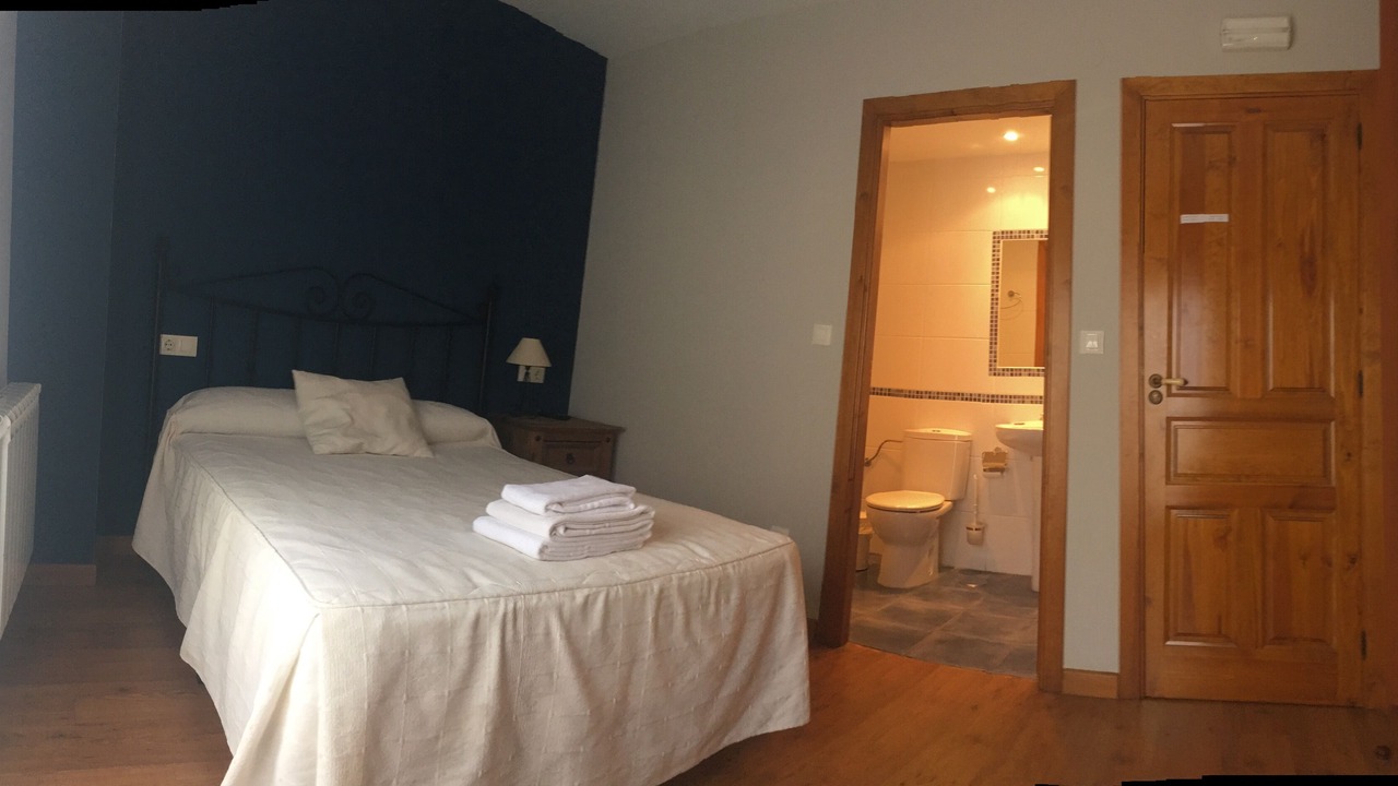 Photo of Bedroom in Molinaseca