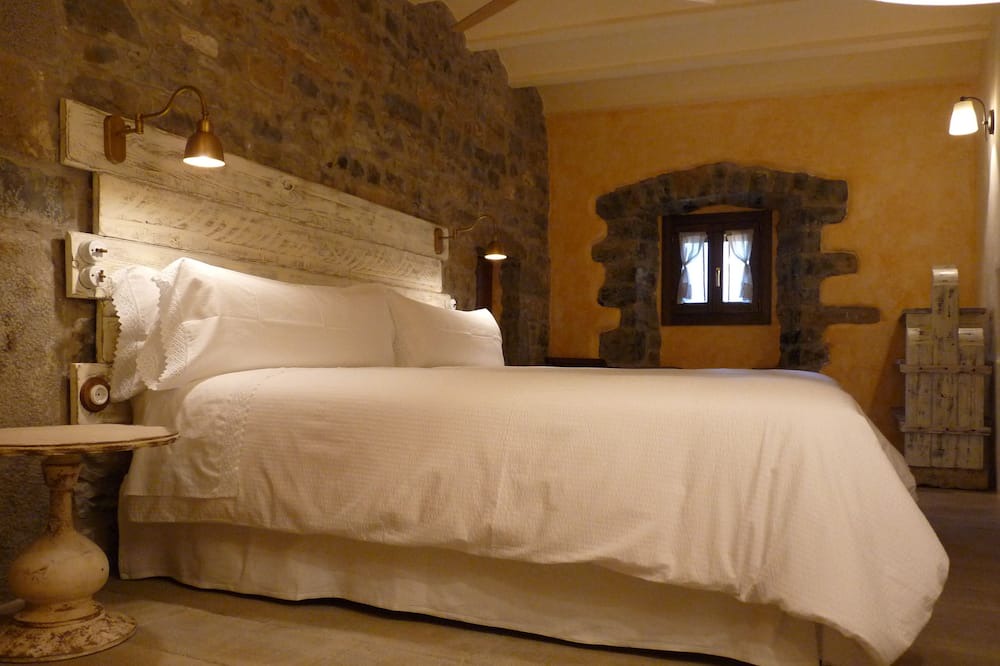 Photo of Bedroom in Coscojuela de Sobrarbe