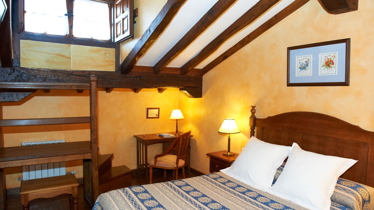 Photo of Bedroom in Santillana del Mar
