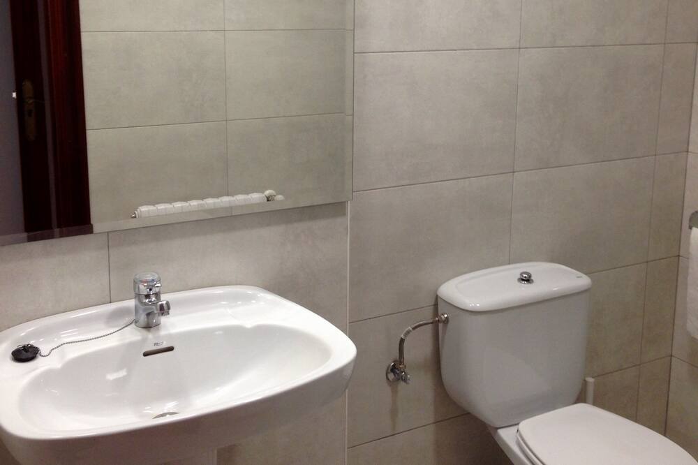 Photo of Bathroom in Riano