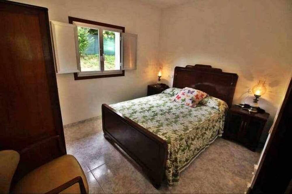 Photo of Bedroom in Lubre