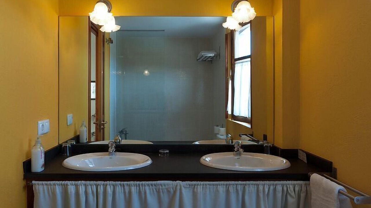Photo of Bathroom in Carucedo