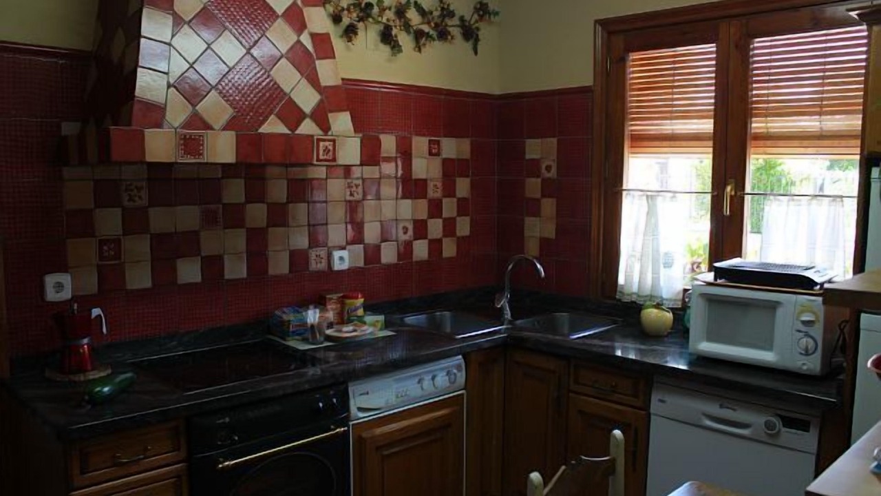 Photo of Kitchen in Santurde