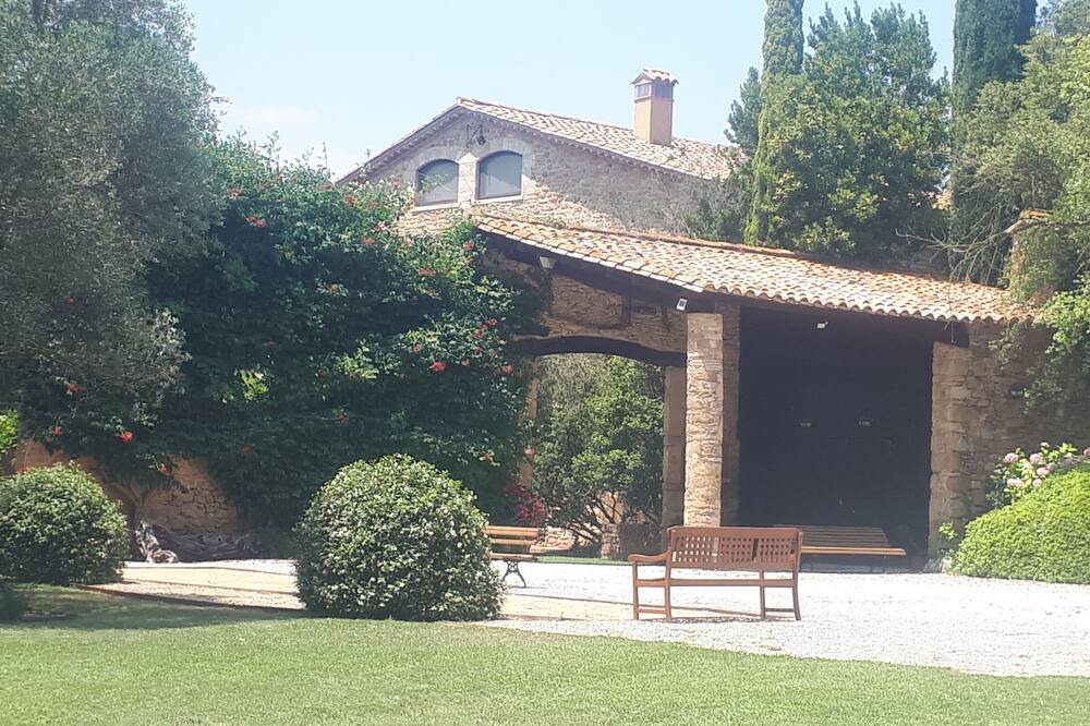 Photo of Outdoor in Cornella del Terri