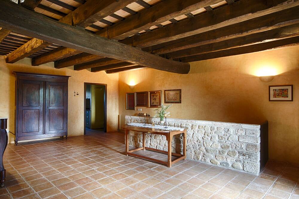 Photo of Livingroom in Cornella del Terri