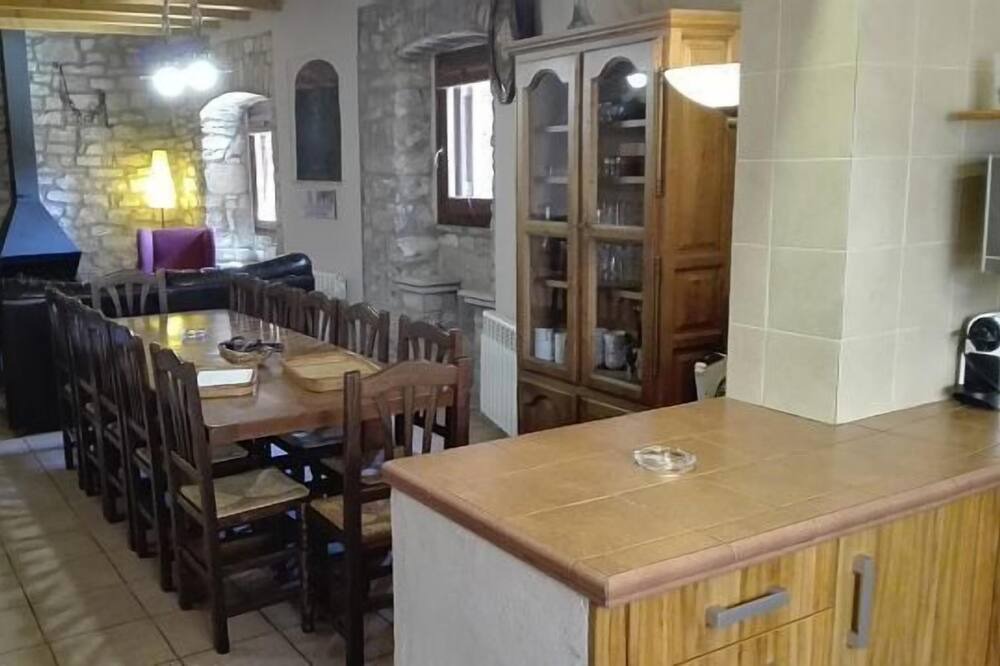 Photo of Others in Montfalco Murallat