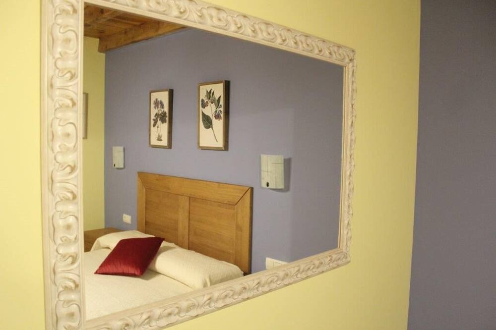 Photo of Bedroom in Revilla-Vallegera