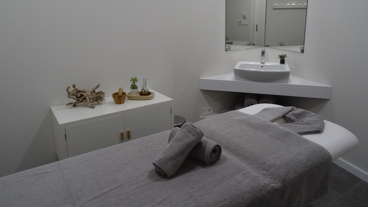 Photo of Bedroom in Naron
