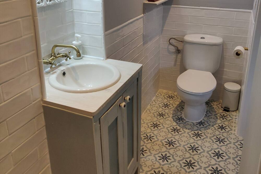 Photo of Bathroom in Moclin