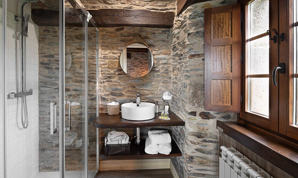Photo of Bathroom in Pinera