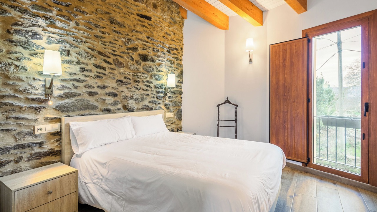 Photo of Bedroom in Viana do Bolo