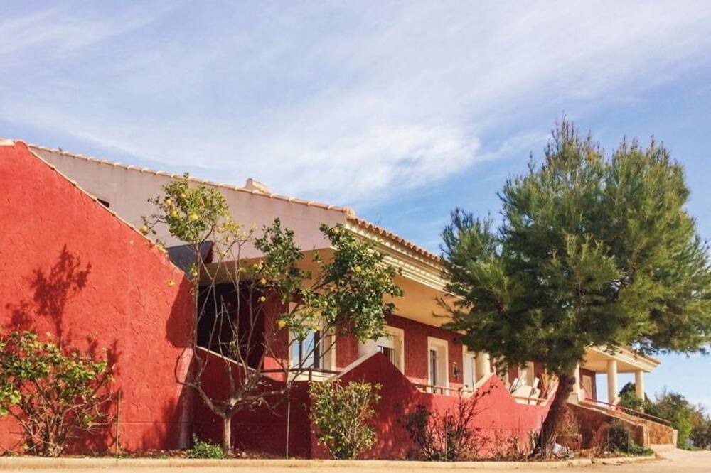 Photo of Outdoor in Perin