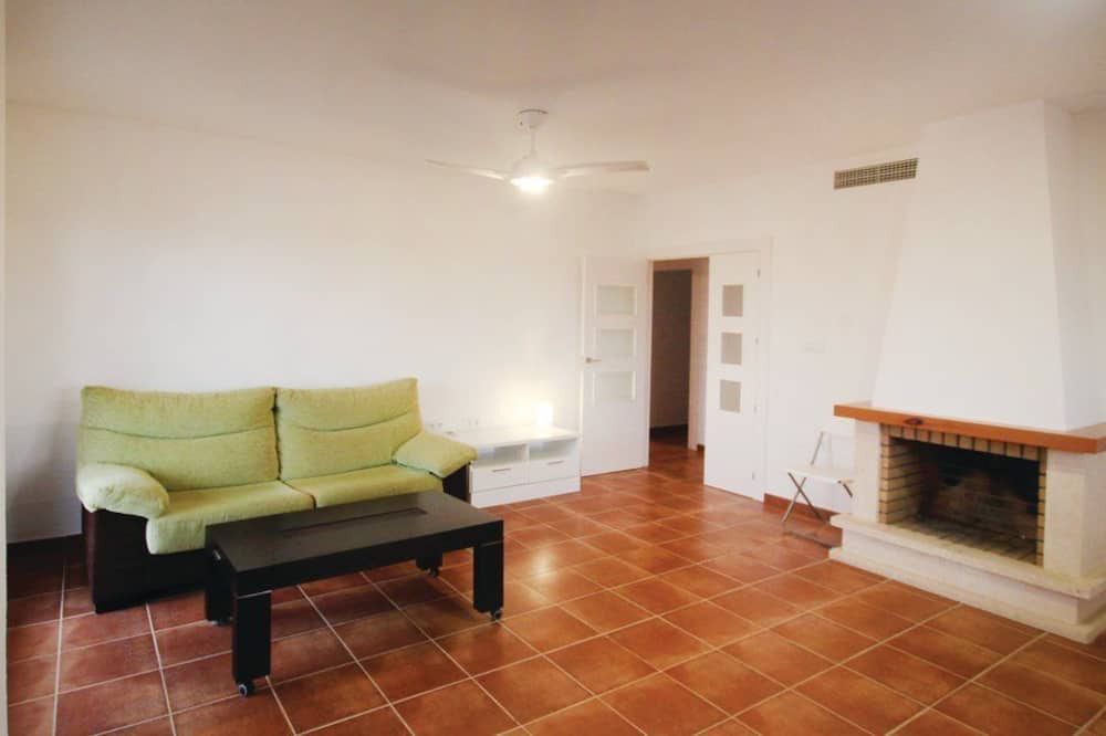 Photo of Livingroom in Perin