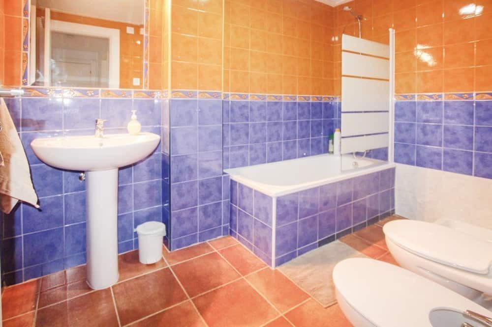 Photo of Bathroom in Perin