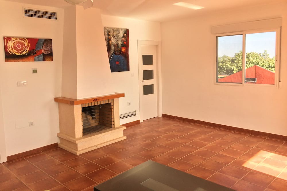 Photo of Livingroom in Perin