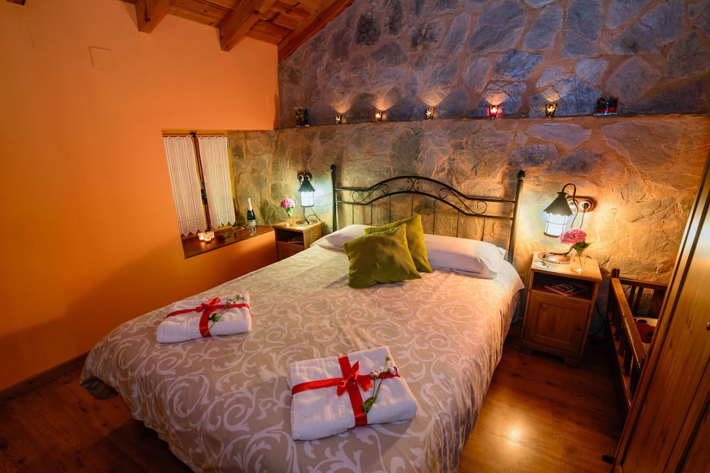 Photo of Bedroom in Benllera