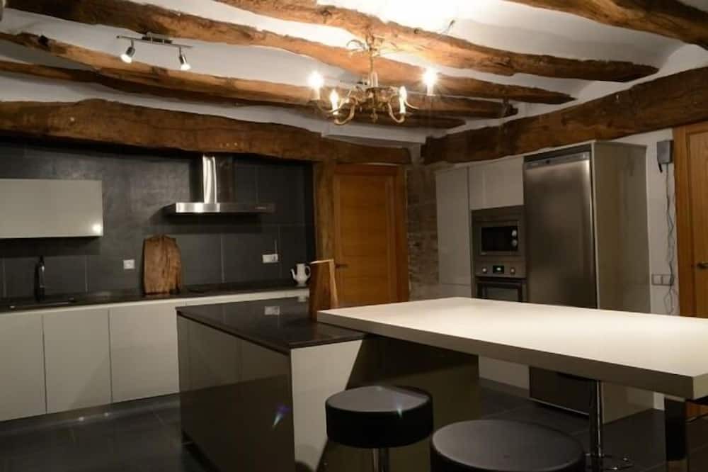 Photo of Kitchen in Goni