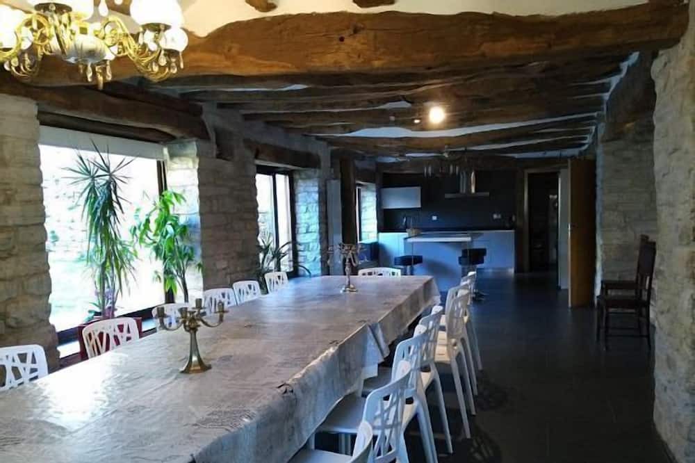 Photo of Kitchen in Goni