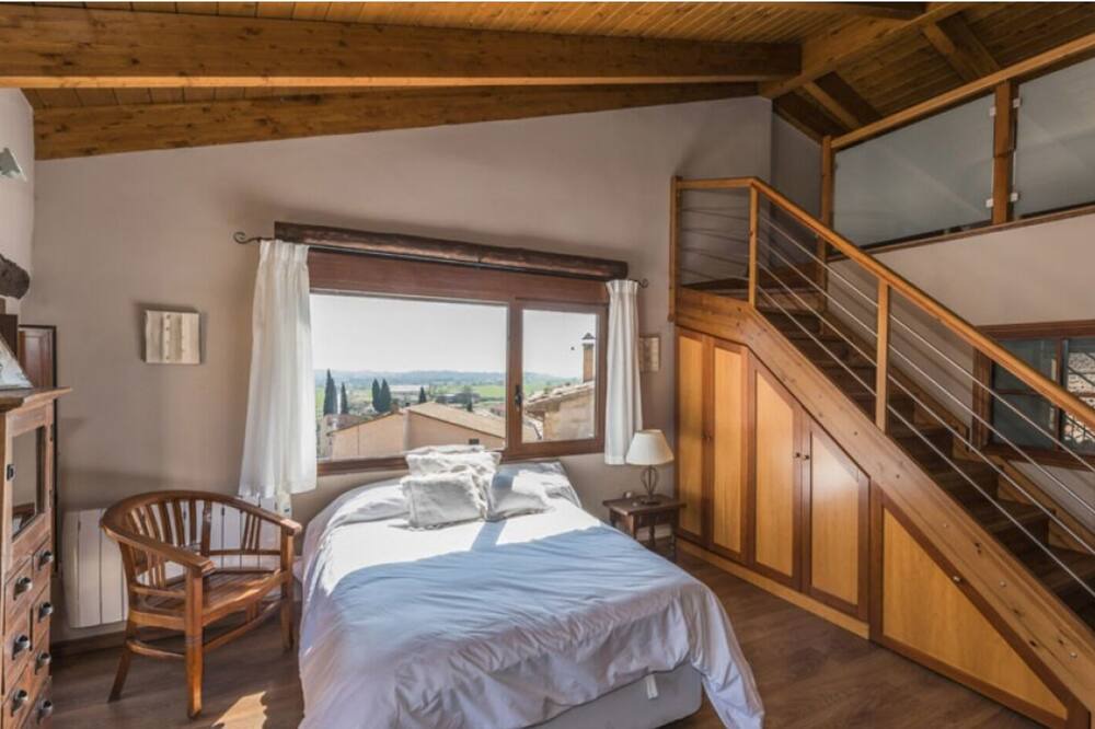 Photo of Bedroom in Adahuesca